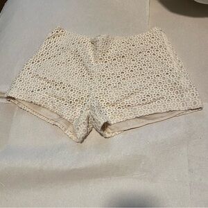 Banana Republic Cream Lace Shorts 8